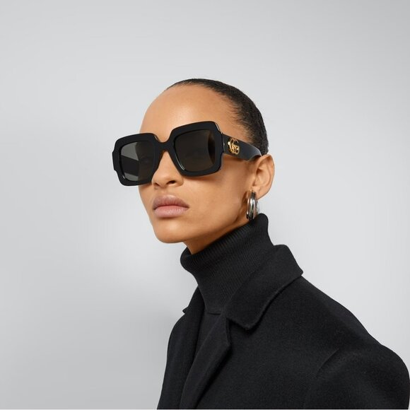 Gucci GG1547S 001 BRAND NEW Sunglasses Black Grey Women Square main image 4